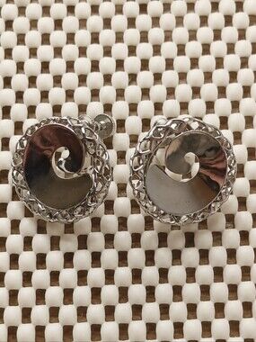 $Add To Any Bundle Free 80s vintage Cuff links